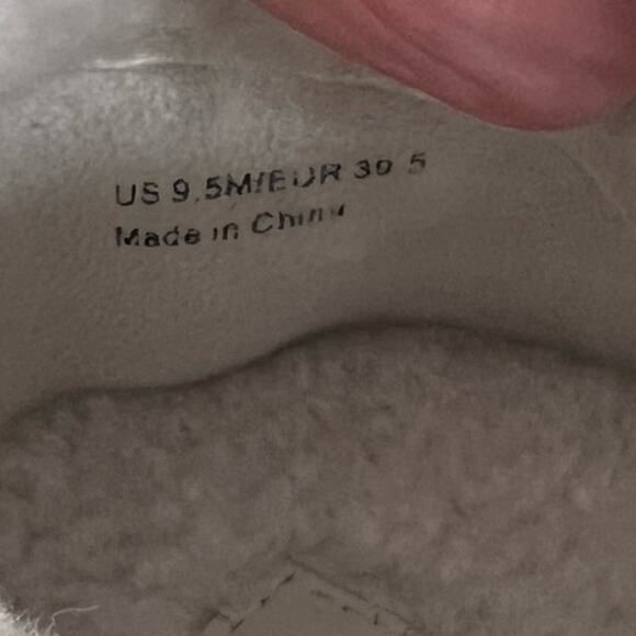 Vince Blair Shearling Sneakers 9 Womens Light Taupe Wool Shearling Lined Slip On - Picture 9 of 13